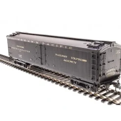 Broadway Limited 1844 HO Texas & Pacific 53'6" Wood Express Reefer #1706 - Your Source for Gaming Essentials