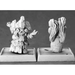 Szerda, Bloodstone Gnome Priestess #14625 Bloodstone Gnomes Unpainted - Your Source for Gaming Essentials