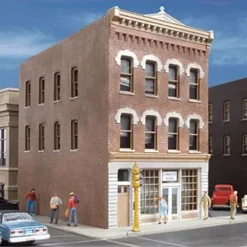 Walthers 933-3463 HO Cristie's Pet Supply Structure Kit - Your Source for Gaming Essentials